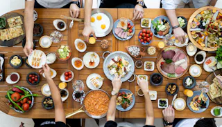 Колекція "Все включено": Пориньте у світ кулінарних шедеврів у наших відзначених нагородами ресторанах і барах, де подають страви від свіжих морепродуктів до автентичної мексиканської кухні.